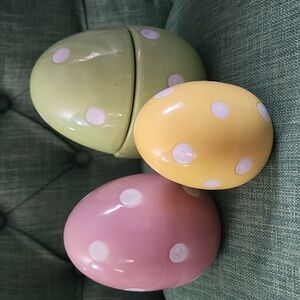 Polka Dot Ceramic Egg Set